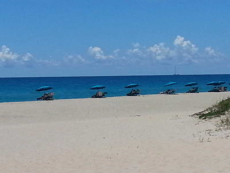 Seaspray Inn Beach Resort Palm Beach Shores Exteriör bild