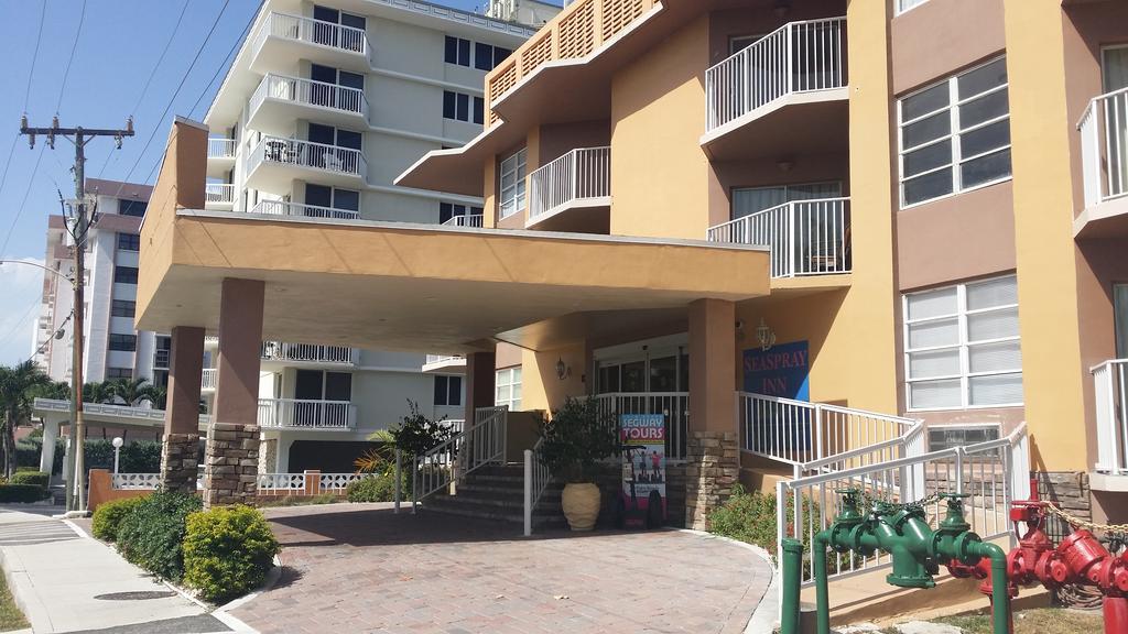 Seaspray Inn Beach Resort Palm Beach Shores Exteriör bild
