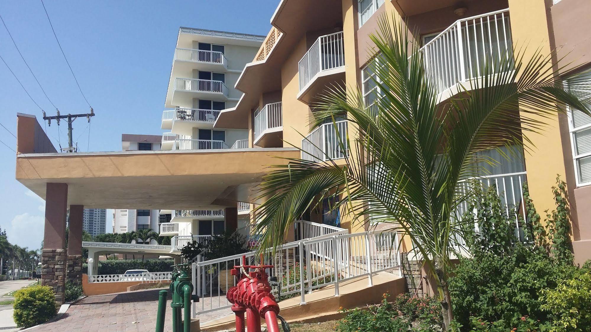 Seaspray Inn Beach Resort Palm Beach Shores Exteriör bild