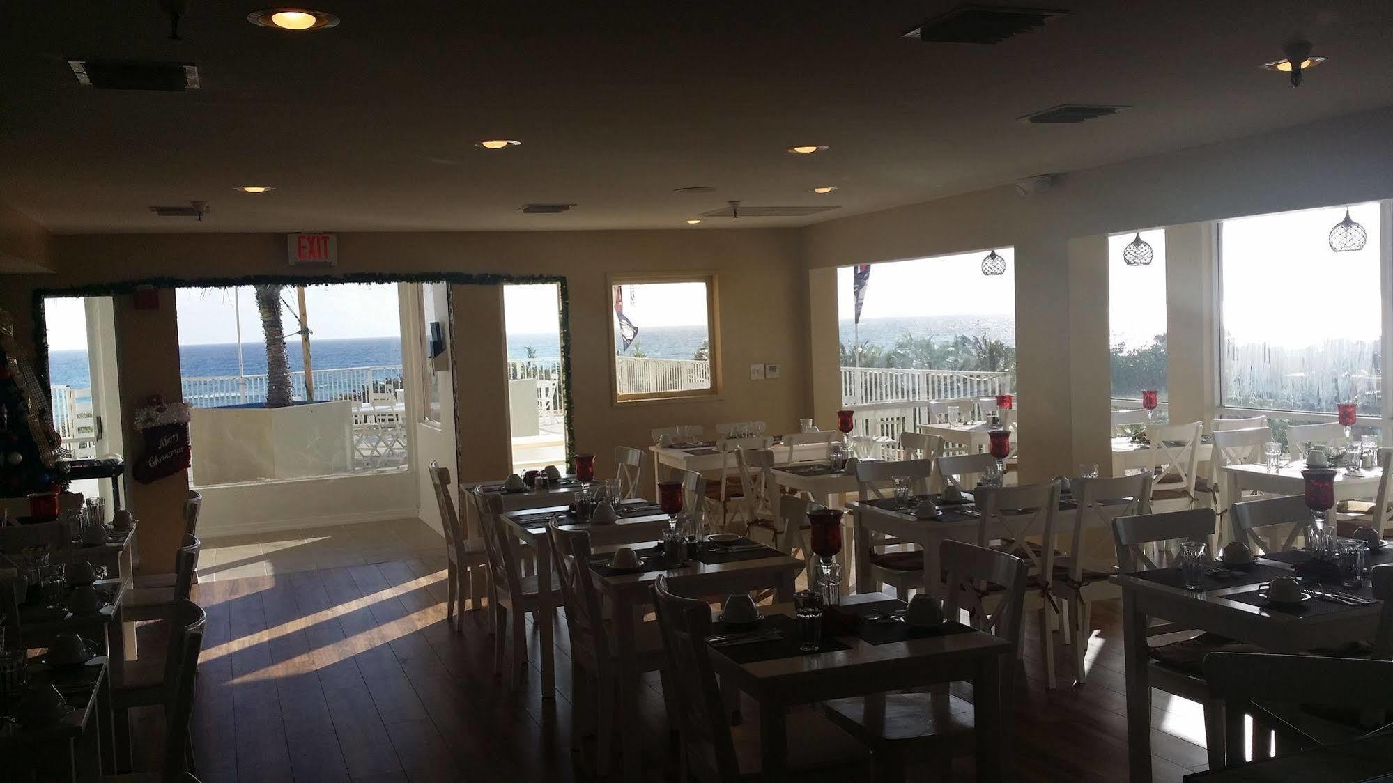 Seaspray Inn Beach Resort Palm Beach Shores Exteriör bild
