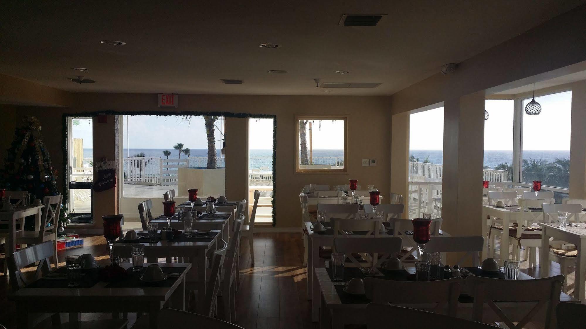 Seaspray Inn Beach Resort Palm Beach Shores Exteriör bild